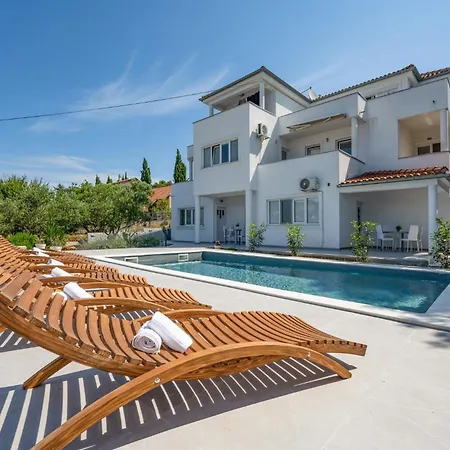 Cozy In With Kitchen Apartamento