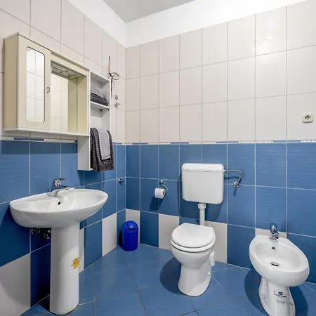 Cozy In With Kitchen *