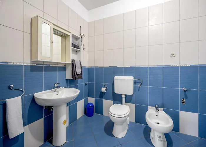 Cozy In With Kitchen *